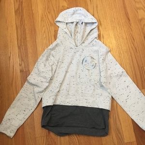 Hooded Cropped Sweatshirt w/ Under shirt